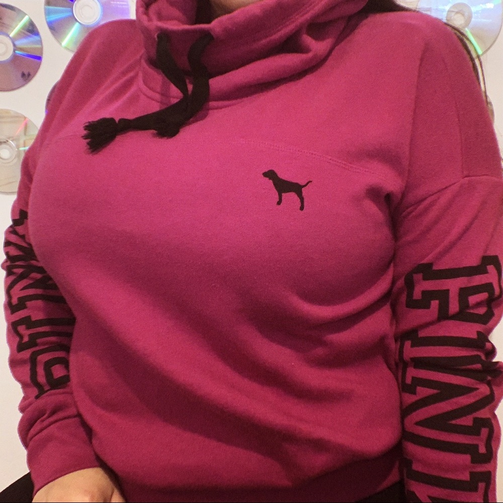 VS Pink pullover💗
